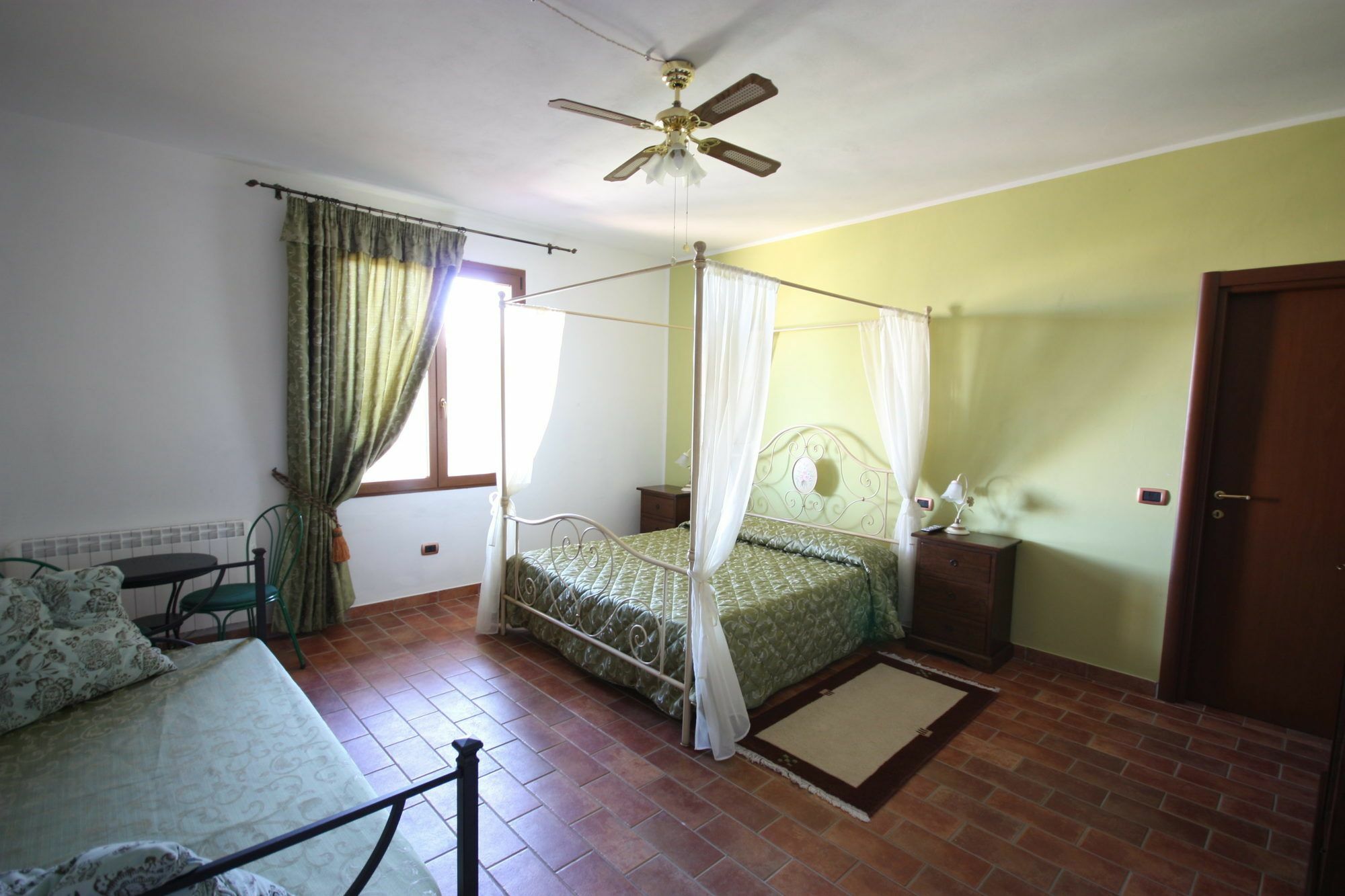 Agriturismo I Pini San Gimignano Esterno foto